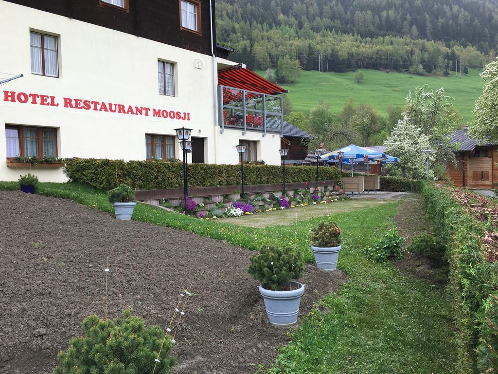 Hotel Haus Muehlebach Ernen Exterior foto